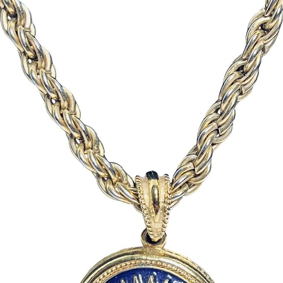 Jackie Kennedy Chunky Gold Tone Rope Chain Necklace W/Reversible Pendant (6002) - Picture 3 of 9